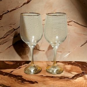 2 Gibsons NIB Gold Rimmed Long Stem Wine Glasses